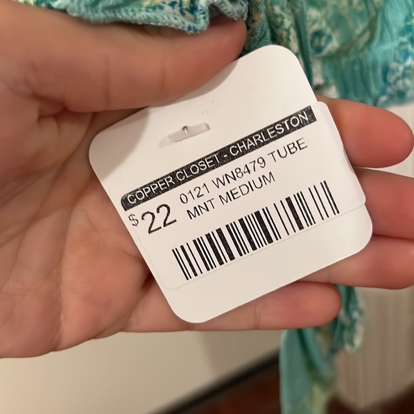 Blue sleeveless crop top - Picture 2 of 2